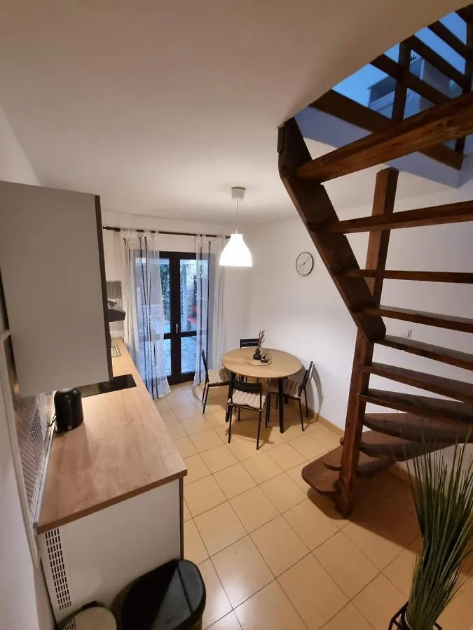 Woody Sea Apartment プーラ 0*,  クロアチア